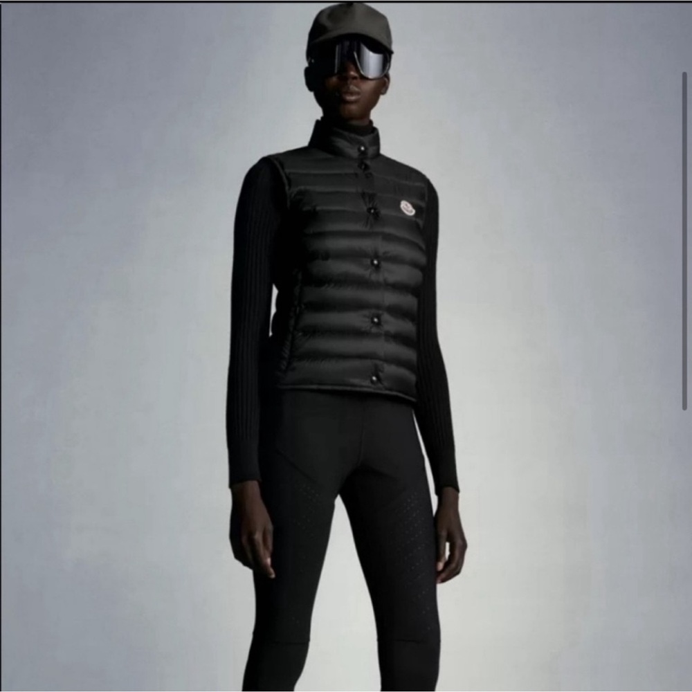 AUTHENTIC Moncler Liane Black Puffer Vest (Women) Large - Picture 7 of 7